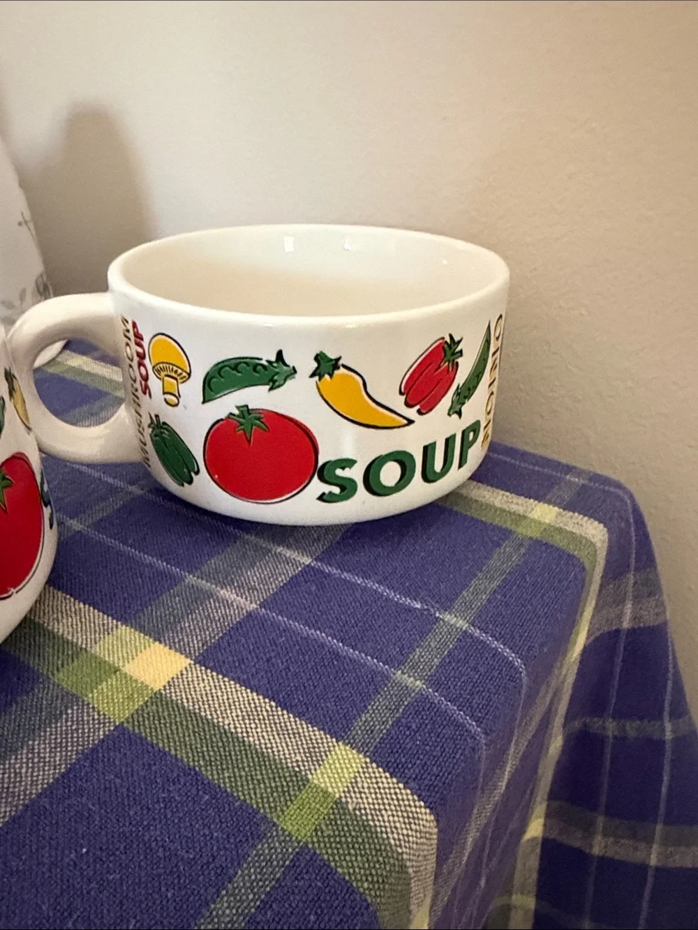 Houston Foods (HF) Vegetable Medley soup mugs - set of 3 - VINTAGE